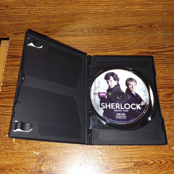 Sherlock The Complete Season Three (2-Disc DVD Box Set, 2014) w/ slip cover - Picture 4 of 6
